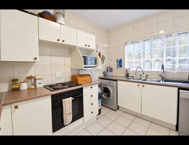 2 BEDROOM APARTMENT FOR SALE IN NORTHGATE